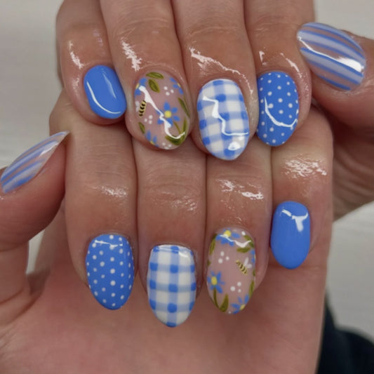 Springtime Bliss Short Oval Blue Floral and Checkered Press-On Nail Set