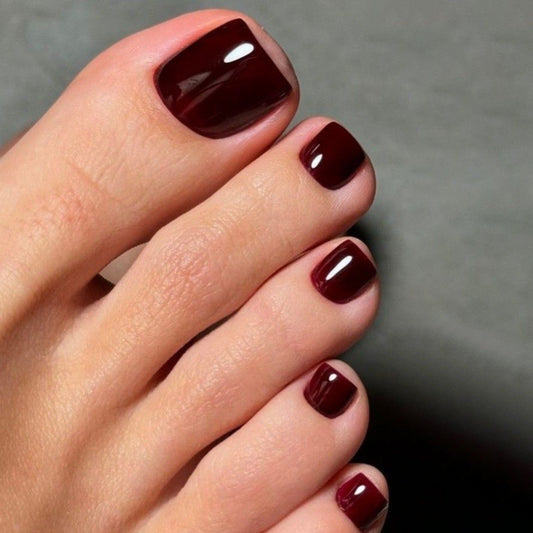Enchanted Elegance Short Square Deep Burgundy Glossy Toenail Set