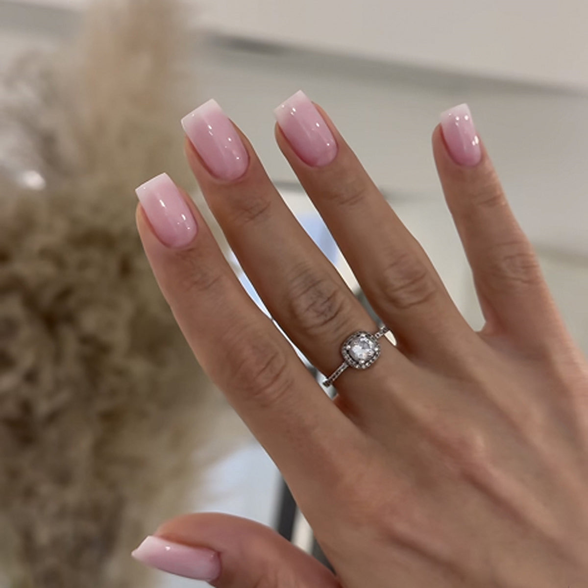 Chic Elegance Medium Square Pink Ombre Press On Nail Set