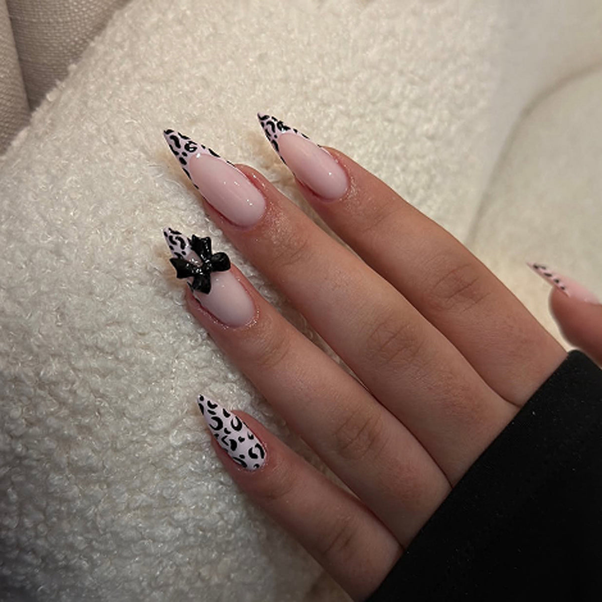 Wild Safari Long Stiletto Pink with Leopard Print Design and Bow Accent Press on Nail Set