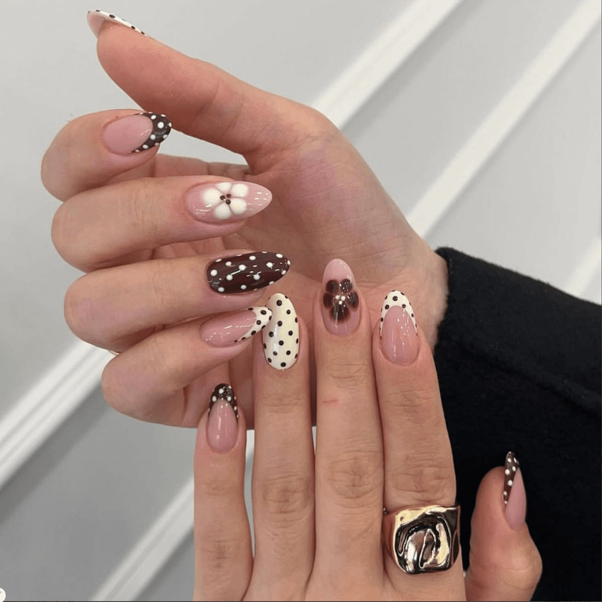 Chic Floral Delight Medium Almond Brown and Pink Press on Nail Set with Unique Patterns