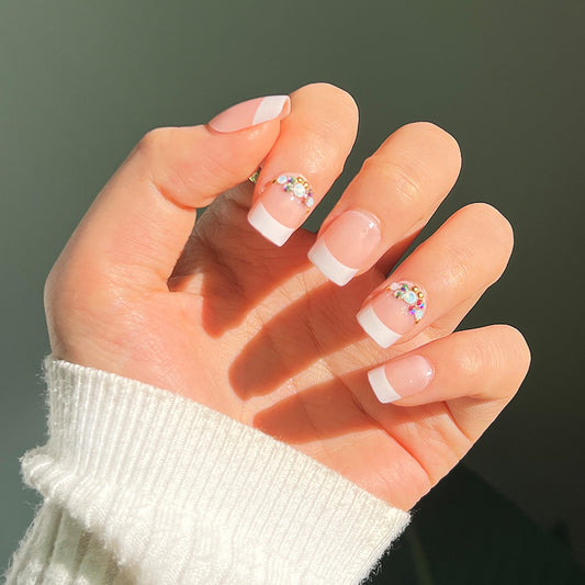Free Woman Short Oval Pink Studded Press On Nails