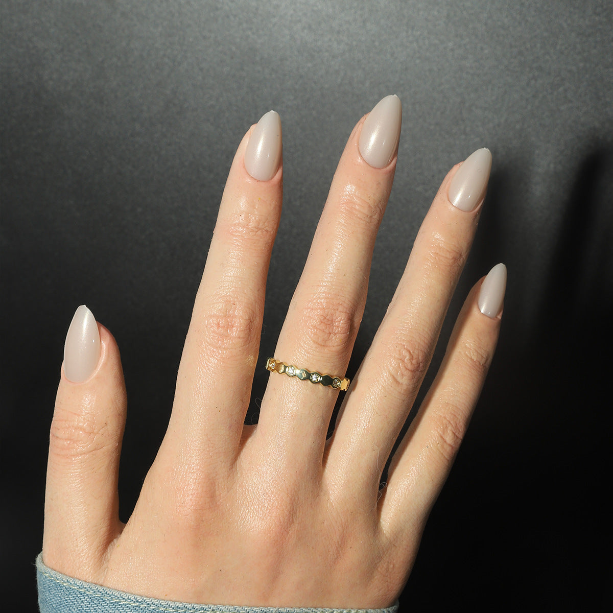 Glamorous Elegance Medium Almond Beige Press-On Nails with Shimmering Finish