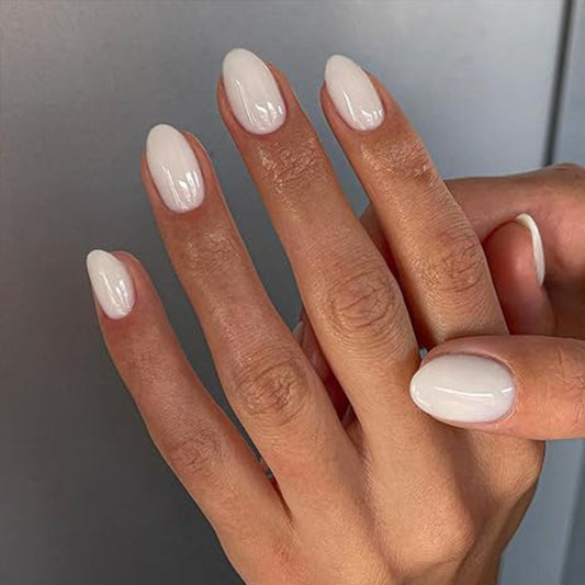 Elegant Oasis Glossy Medium Oval Shaped Long White Press On Nail Set with a Luxurious Shine