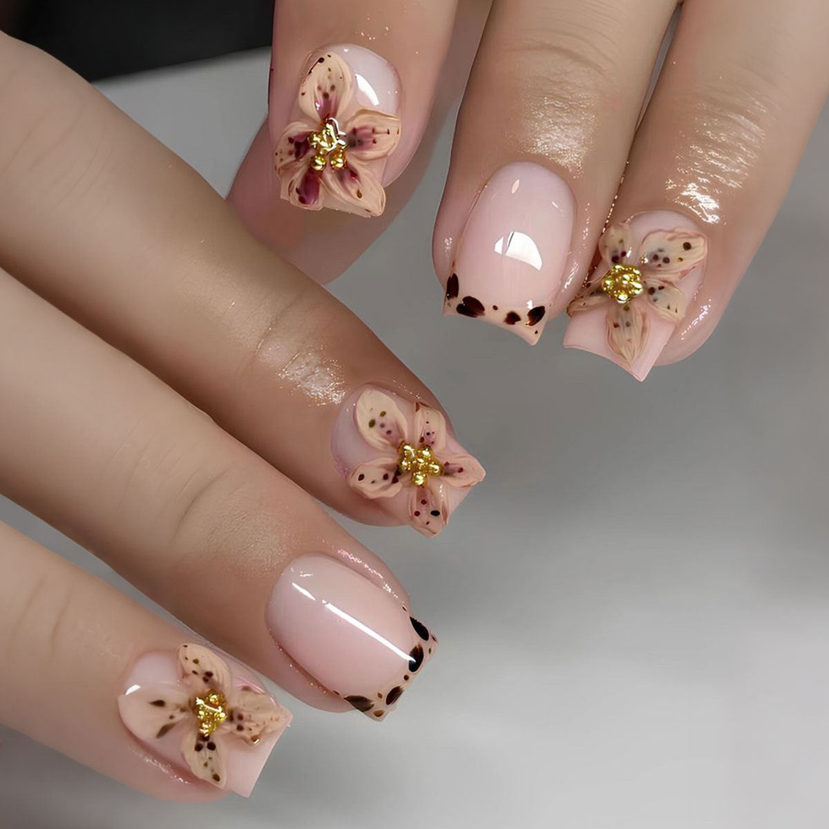 Charming Garden Fantasy Short Square Soft Pink with Floral Accents Press-On Nail Set
