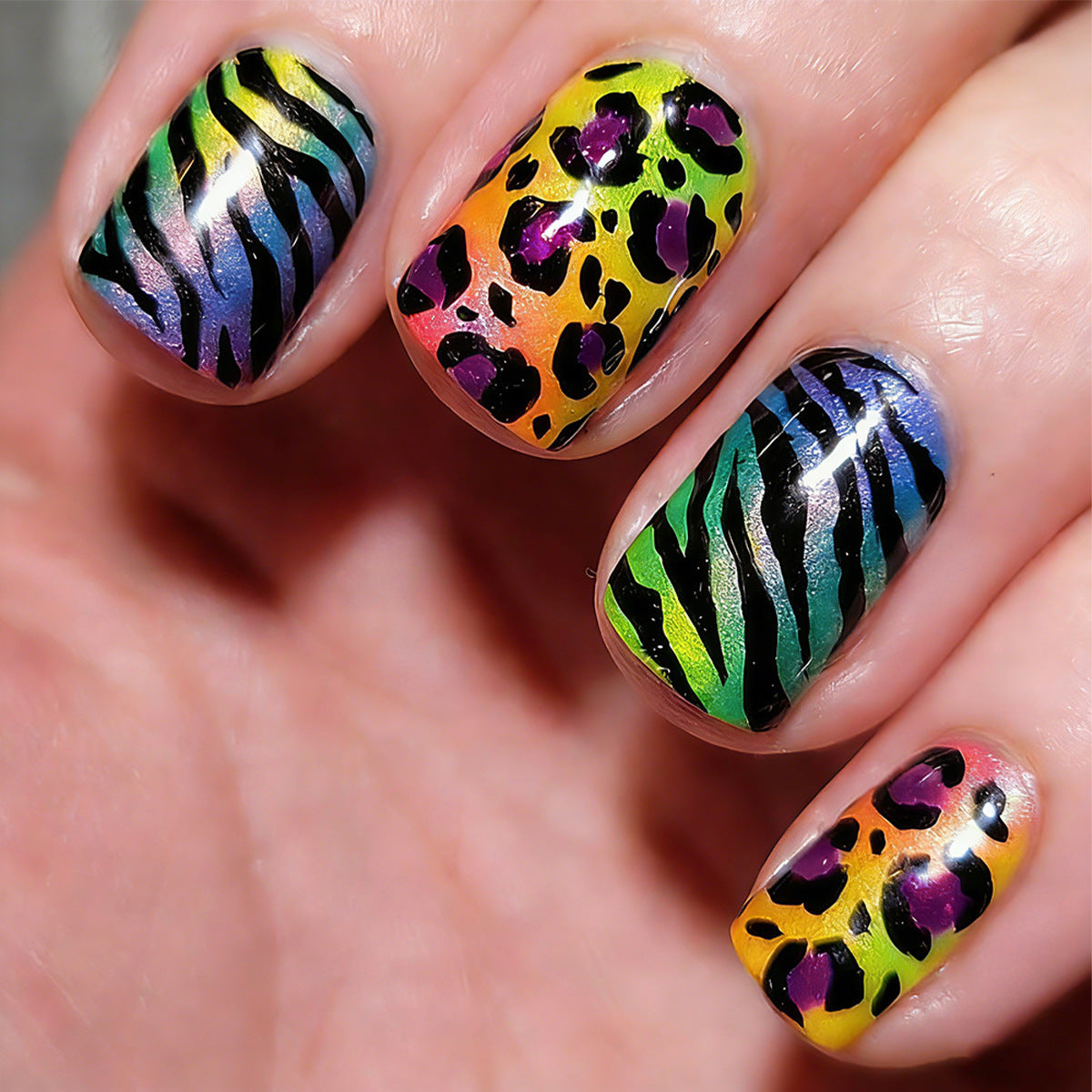 Vibrant Jungle Theme Short Square Colorful Animal Print Press On Nail Set