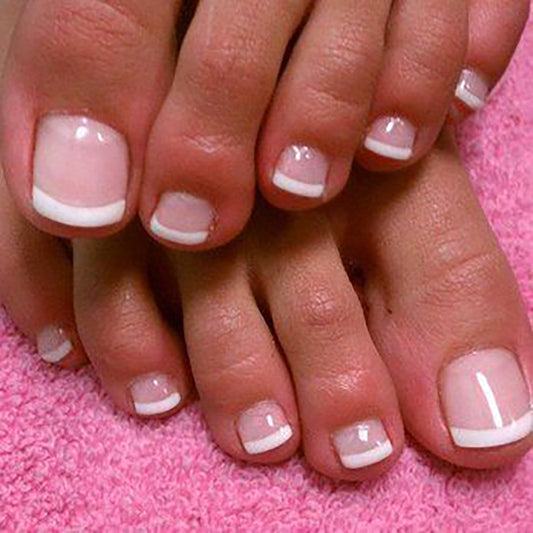 Elegant French Manicure Short Round Press On Nails Set in Classic White with Glossy Finish