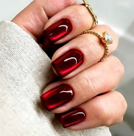 Glamorous Romance Short Square Red With Shimmering Finish Press On Nail Set