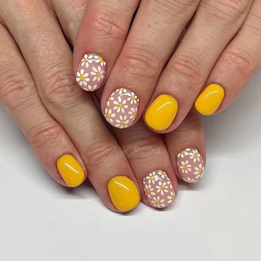 Sunny Blossom Short Round Yellow Floral Press-On Nail Set with Glossy Finish