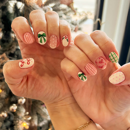 Holiday Glam Short Round Pink and Green Festive Bow Press on Nail Set