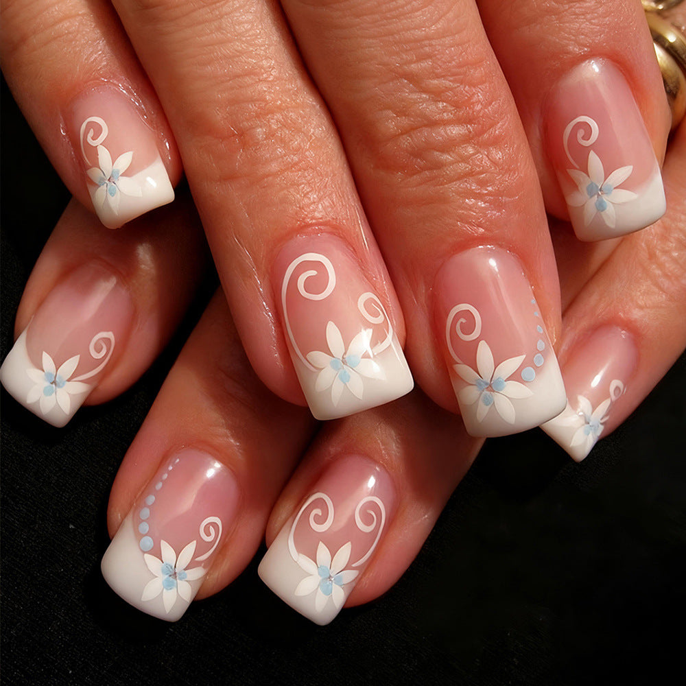 Blossom Elegance Short Square White Floral Design Nail Set