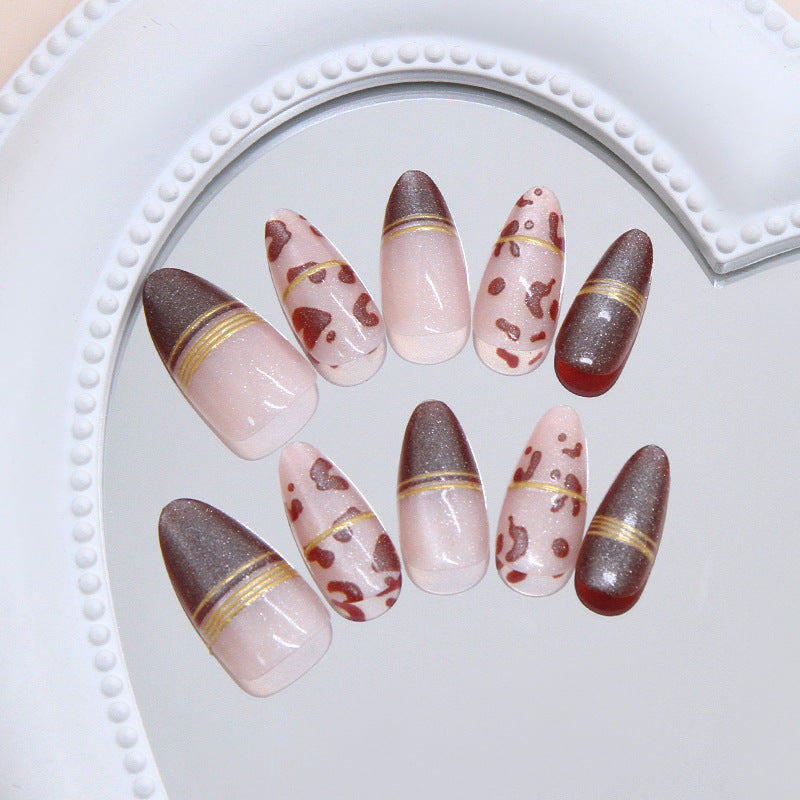 Chic Safari Almond Shaped Medium Gradient Brown Press On Nail Set with Gold Accents