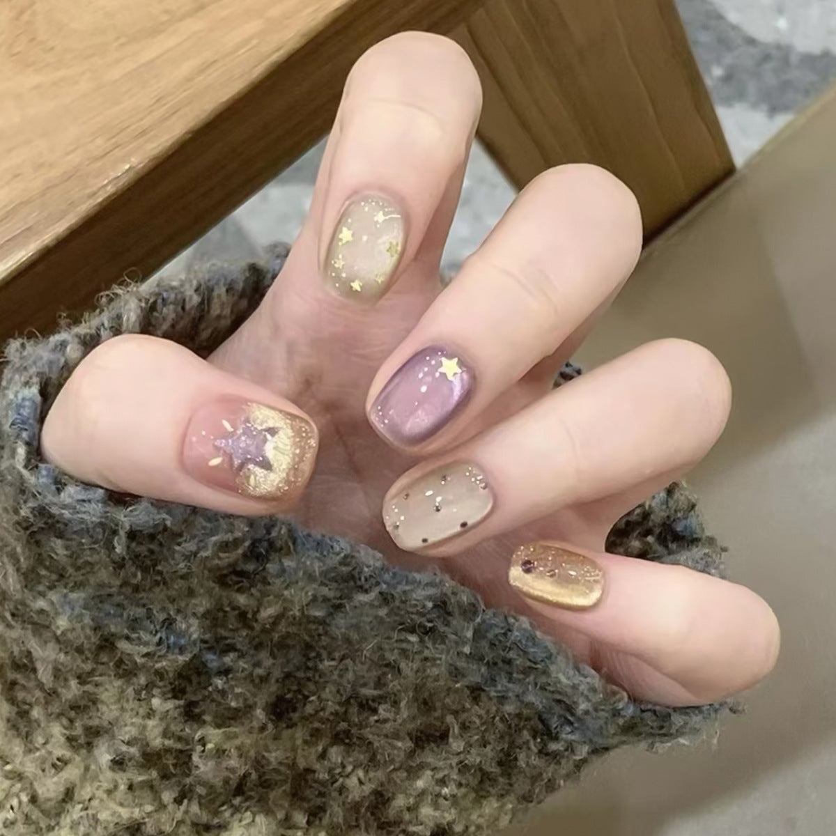Celestial Dream Medium Square Champagne Glitter Press-On Nail Set