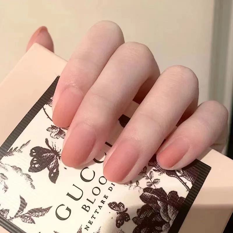 Elegant Affair Medium Oval Beige Press-On Nails with Glossy Finish Set