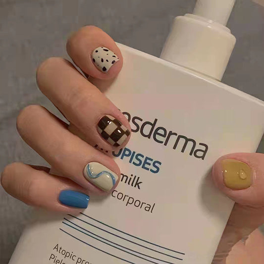 Chic Cafe Latte Collection Short Round Shape Multicolor Press On Nail Set with Unique Pattern Accents