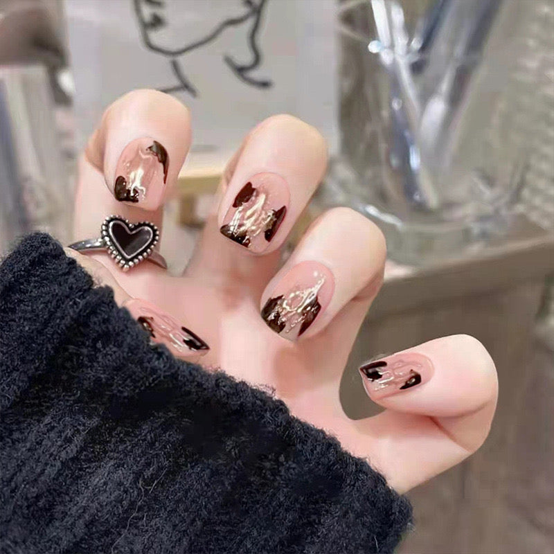 Glamorous Gala Short Square Tip Mauve Press On Nails with Gold Streaks Design