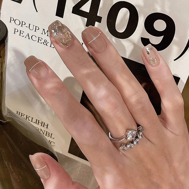 Elegant Soiree Short Square Beige Glitter Accent Press On Nail Set