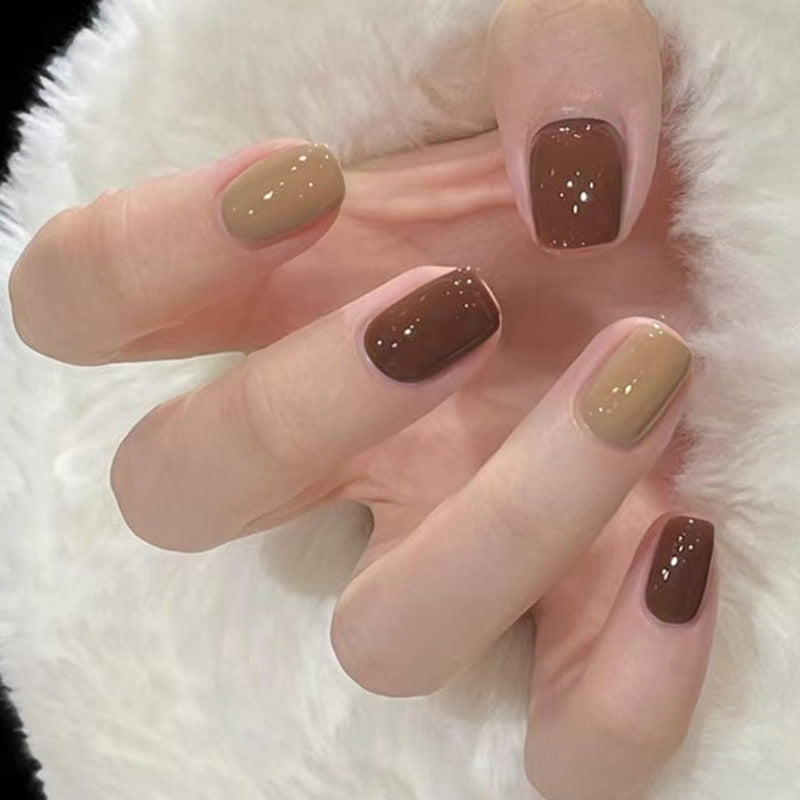 Cozy Autumn Vibes Short Square Shaped Short Length Brown and Beige Press On Nail Set with Glossy Finish
