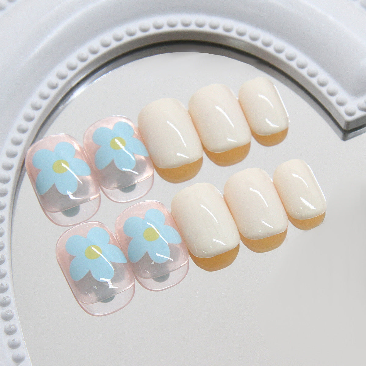 Garden Bliss Adorable Short Squoval Creamy Nails with Charming Floral Design