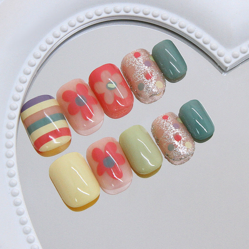 Blossoming Garden Chic Short Square Multicolor Floral Patterned Press On Nail Set