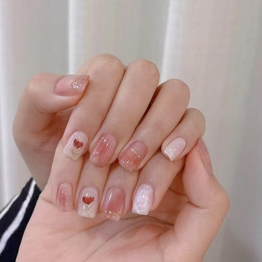Floral Elegance Short Square Blush Pink with Gold Accents Press-On Nail Set