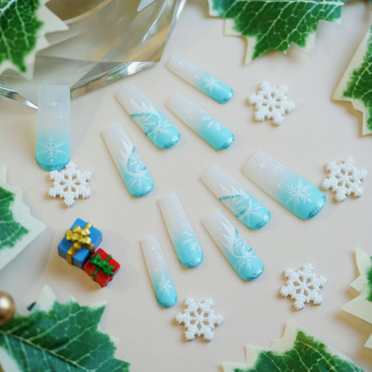 Winter Wonderland Long Square Ombre Blue with Sparkling Snowflake Design Press On Nail Set