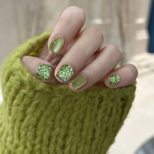 Emerald Enchantment Glossy Short Square Green Textured Nail Set