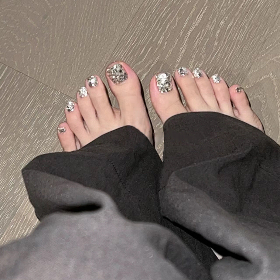 Glamorous Silver Shine Short Square Press On Nail Set with Glittering Sequins for Stunning Pedicures