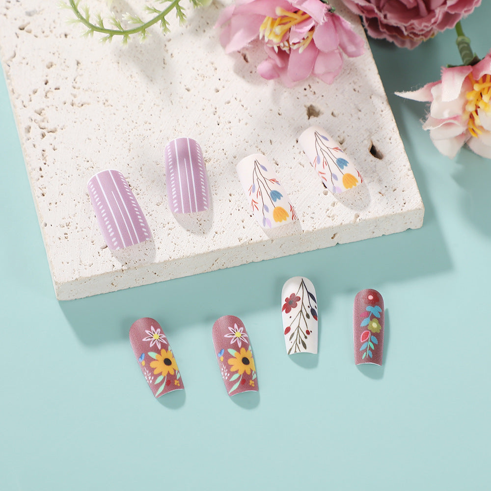 Bohemian Blossom Medium Square Matte Floral Design Press On Nail Set in Lavender and White