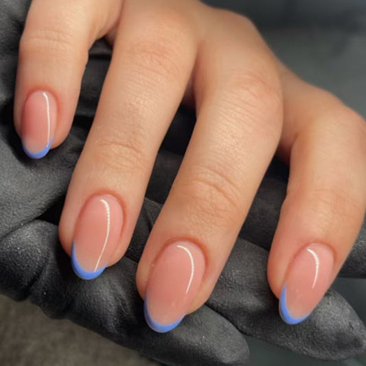 Beach Breeze Short Oval Press On Nail Set in Soft Pink with Striking Sky Blue Tips for Effortless Elegance