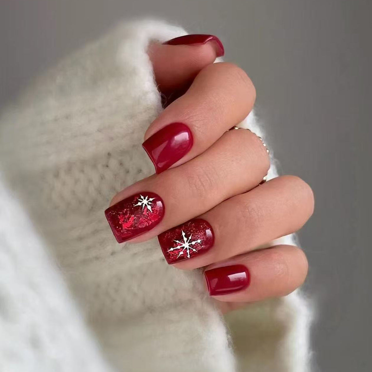 Winter Wonderland Glossy Short Square Red Nail Set with Glitter and Star Accents