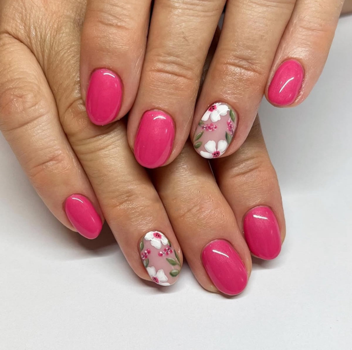 Blooming Elegance Short Oval Bright Pink with Floral Design Press-On Nail Set