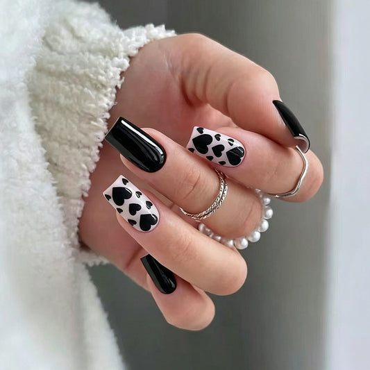 Chic Heart Theme Medium Square Black and White Heart Pattern Press On Nail Set