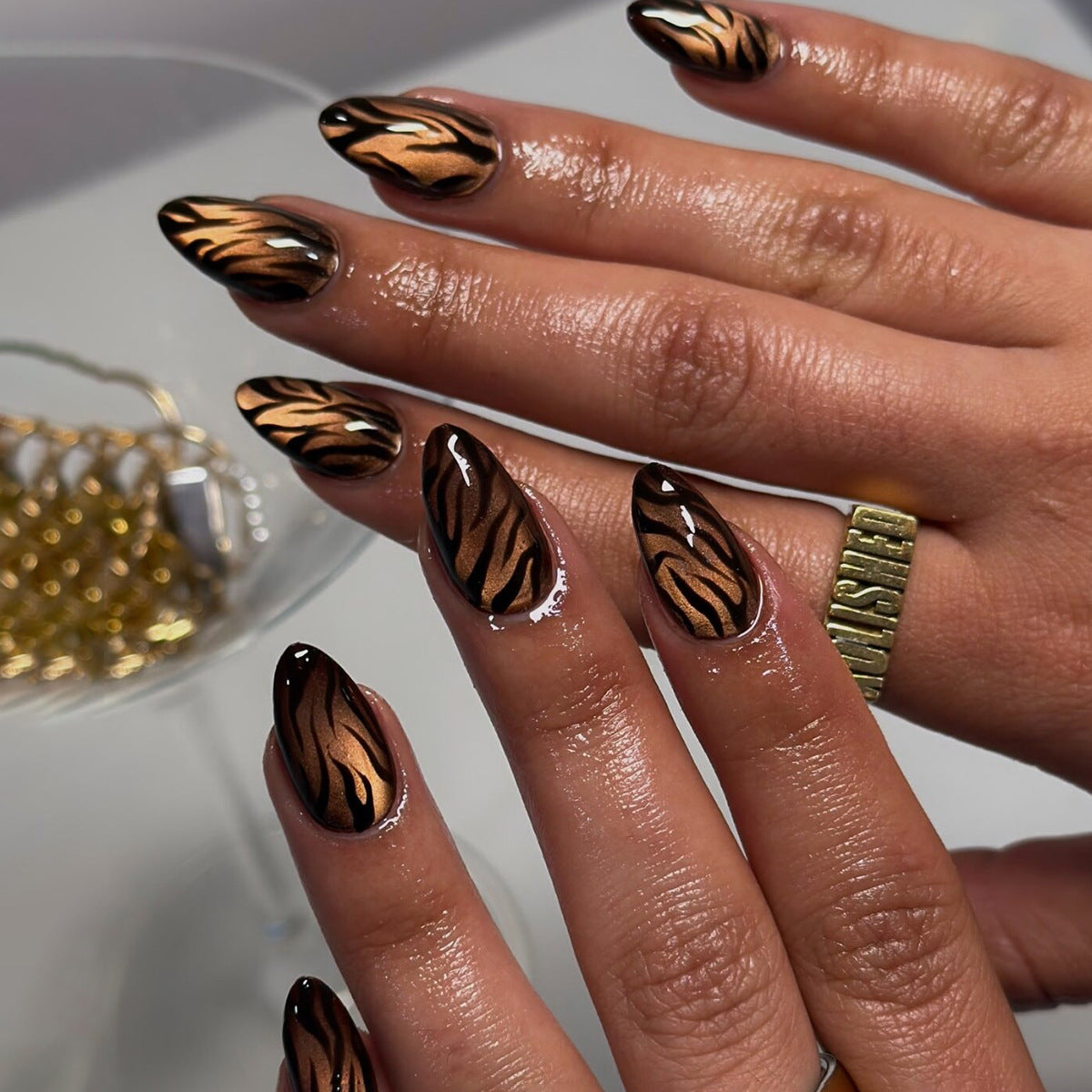 Wild Safari Medium Almond Brown and Bronze Gradient Nail Set