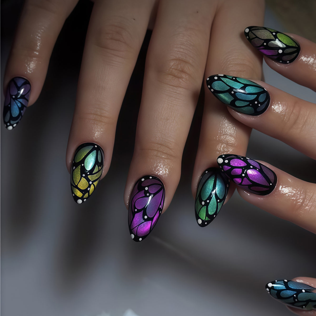 Butterfly Dreams Medium Almond Color-Shifting Nail Set