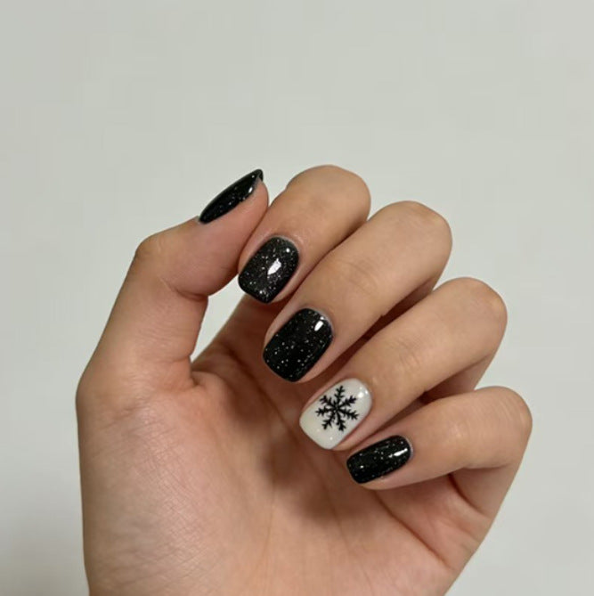 Winter Wonderland Glamour Black Short Square Press On Nail Set with Sparkling Finish and Festive Snowflake Design