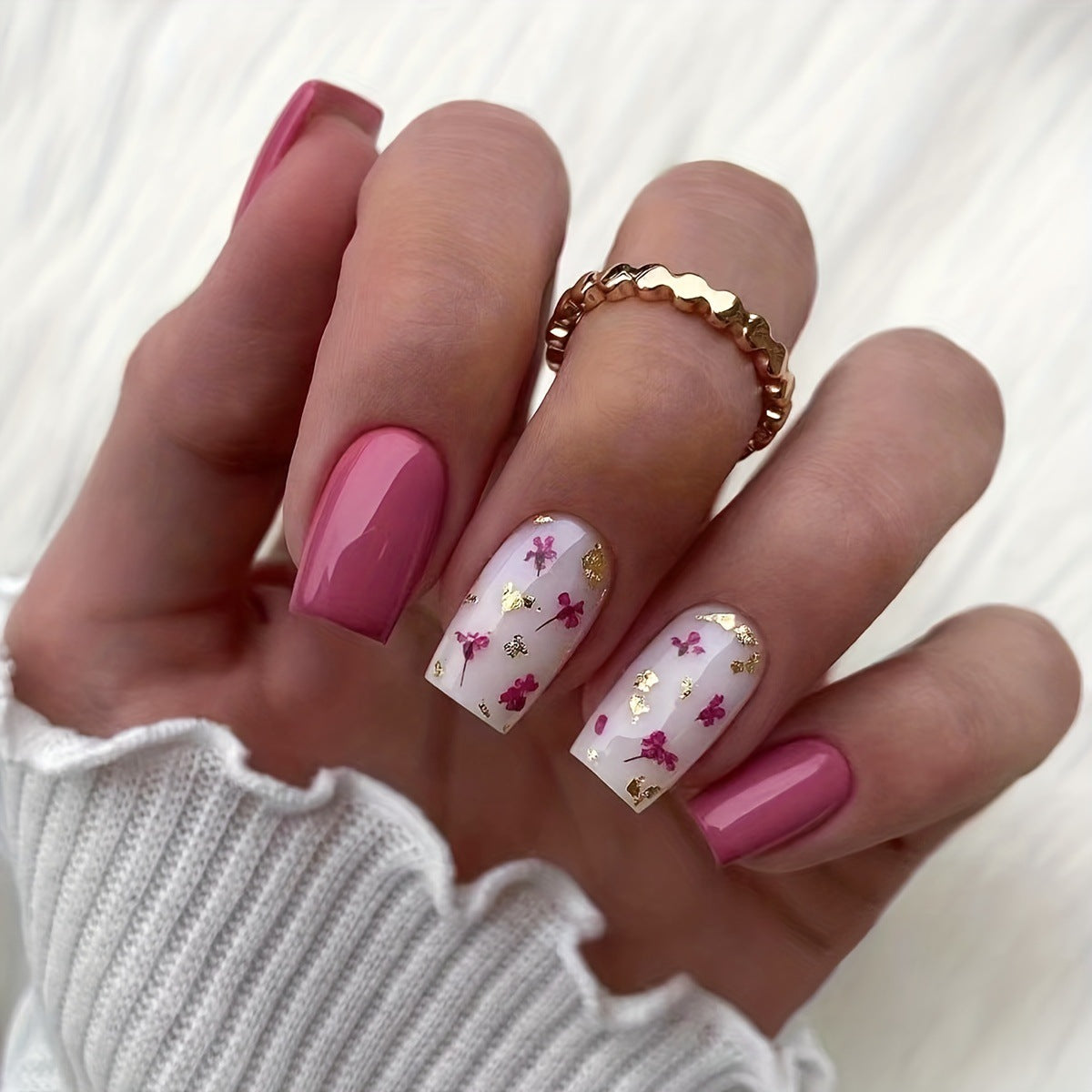 Blossom Elegance Medium Square Pink with Floral Accents Press-on Nail Set