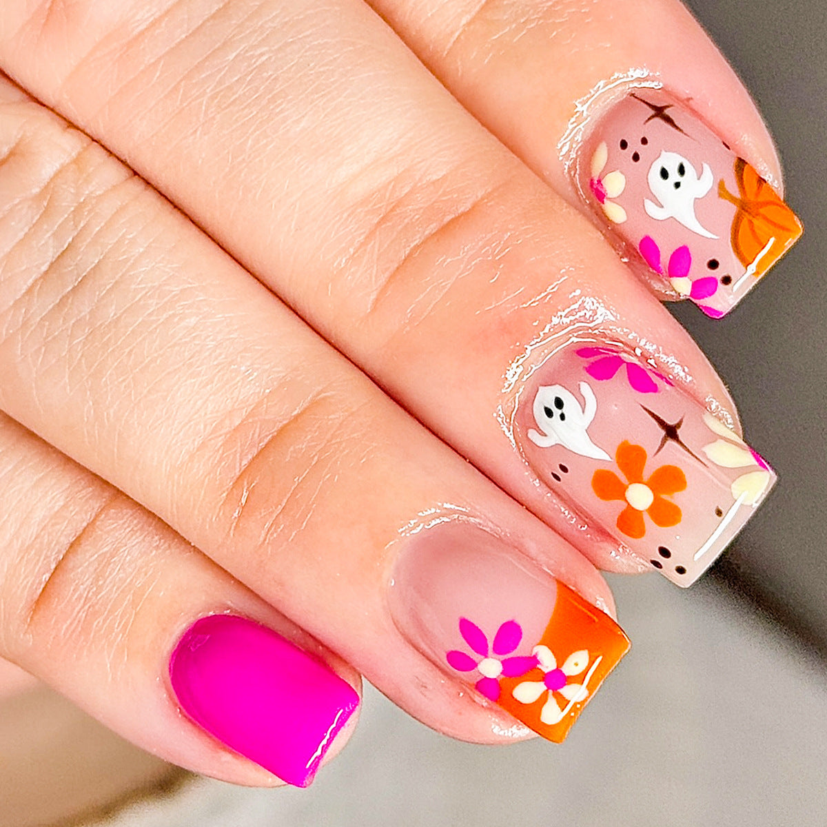 Bohemian Floral Short Square Colorful Ghosts Nail Set