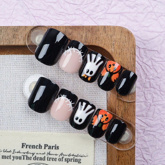 Spooky Season Medium Square Black with Ghosts and Pumpkins Nail Set