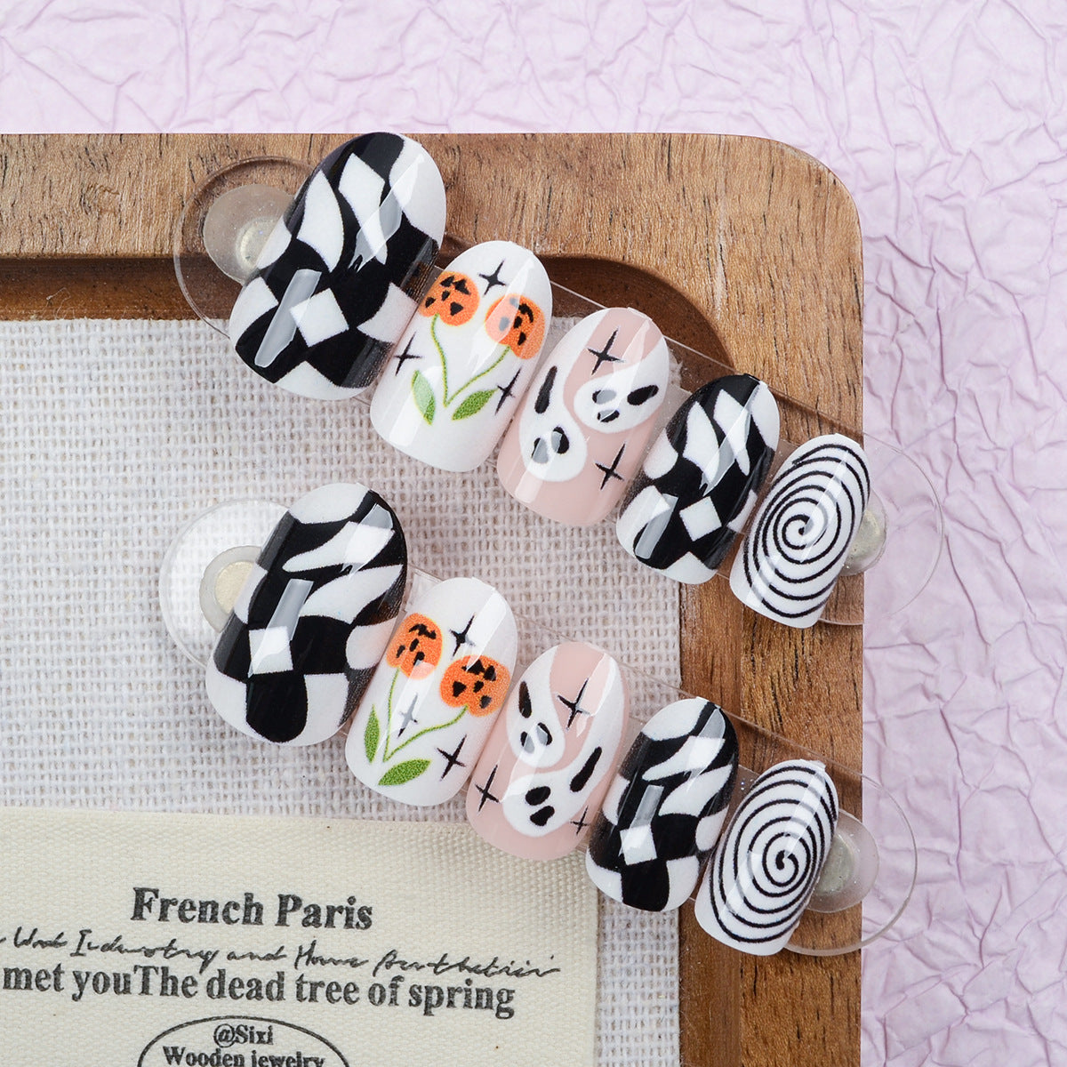 Gothic Chic Medium Oval Black and White Design Press On Nail Set