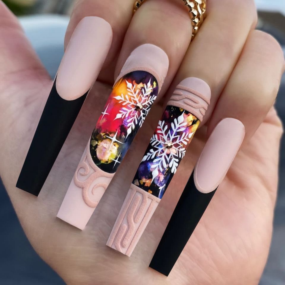 Winter Wonderland Long Square Press On Nail Set in Soft Pink and Black with Stunning Snowflake Design