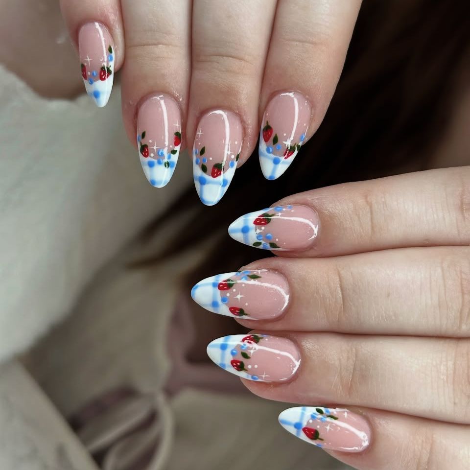 Whimsical Garden Medium Almond Pink with Floral Accent Press-On Nail Set