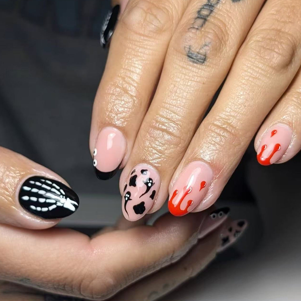 Spooky Chic Short Round Black and Pink Color with Dripping Detail Press On Nail Set