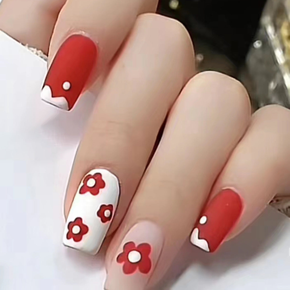 Floral Delight Long Square Red and White Press On Nail Set with Charming Flower Design
