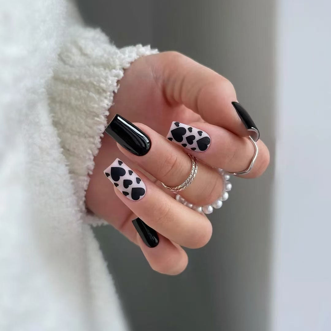 Charming Heartfelt Elegance Medium Square Black and Pink Heart Pattern Press On Nail Set