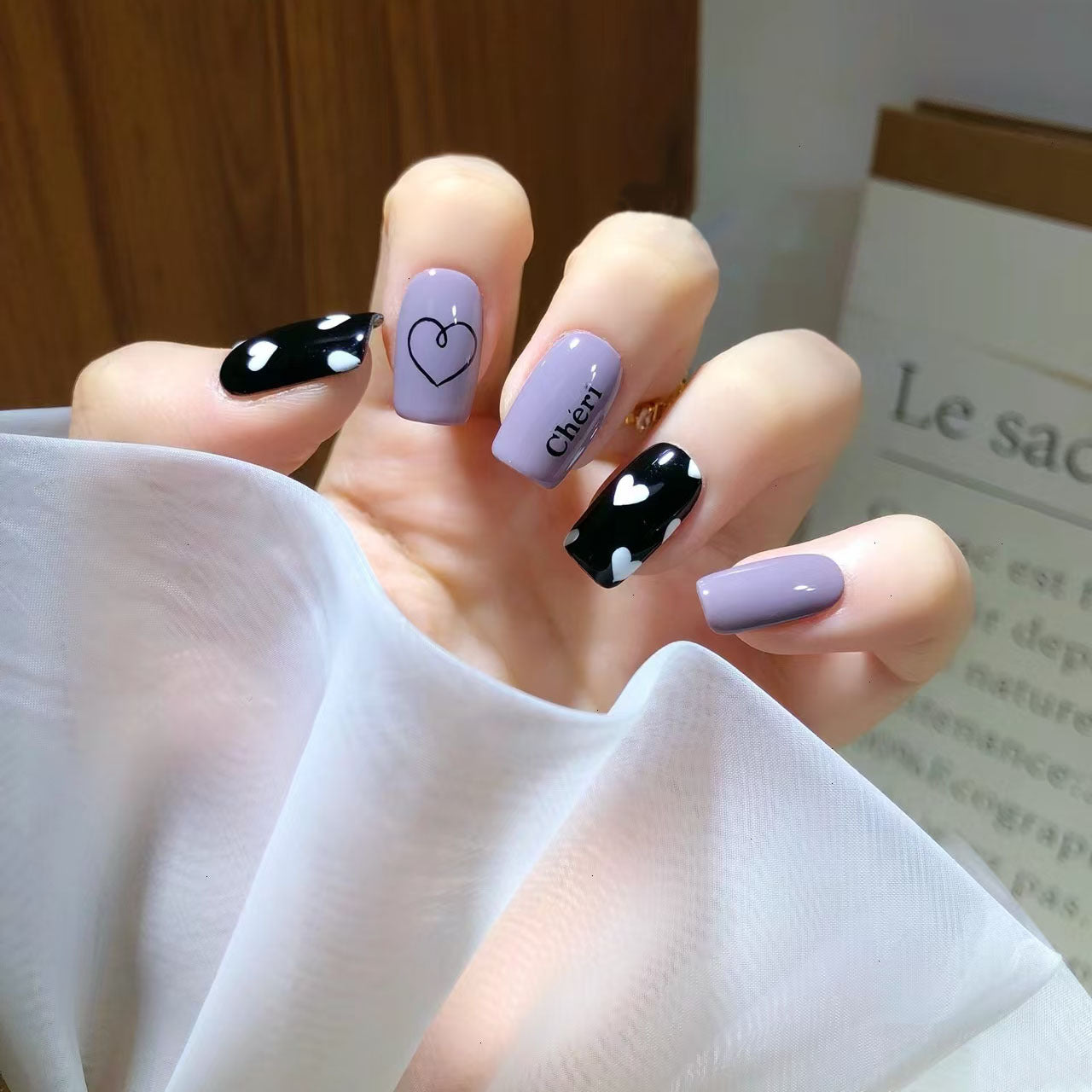 Charming Heartfelt Lavender and Black Medium Square Press On Nail Set with Eye-Catching Heart Design