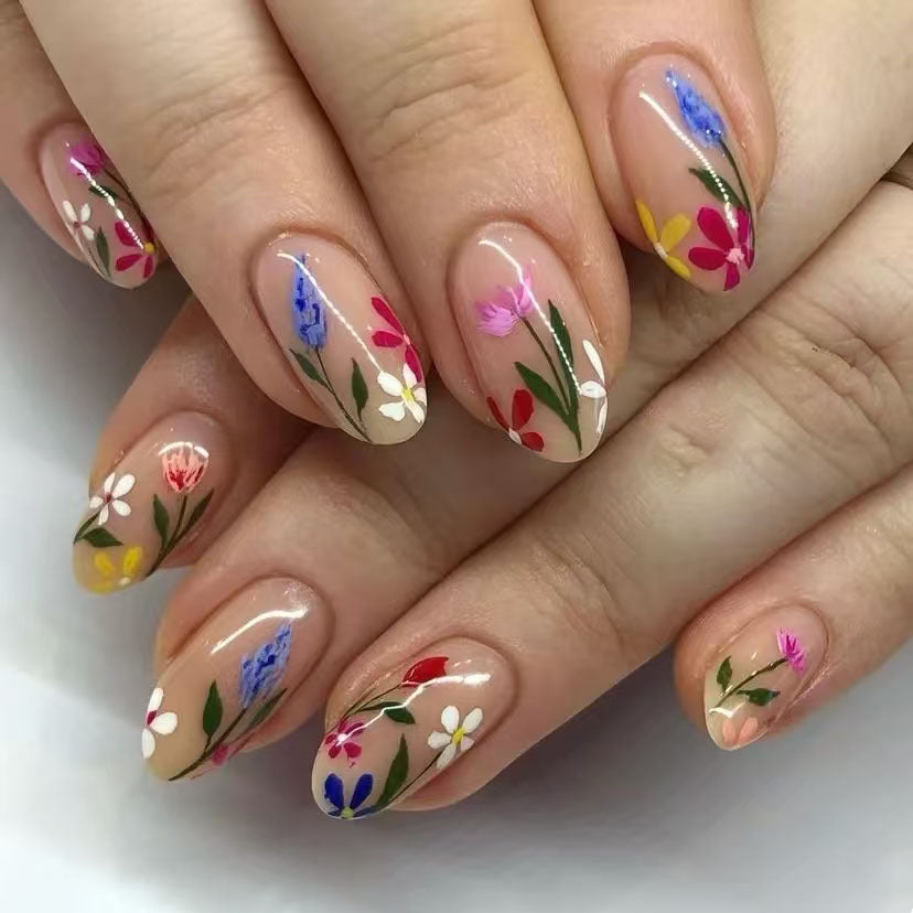Garden Blossom Elegant Short Oval Beige Floral Press On Nail Set