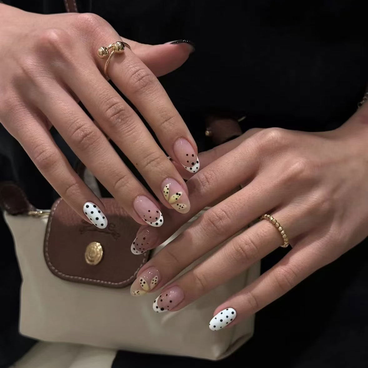 Chic Dots Medium Oval Pink and White with Golden Accents Press On Nail Set