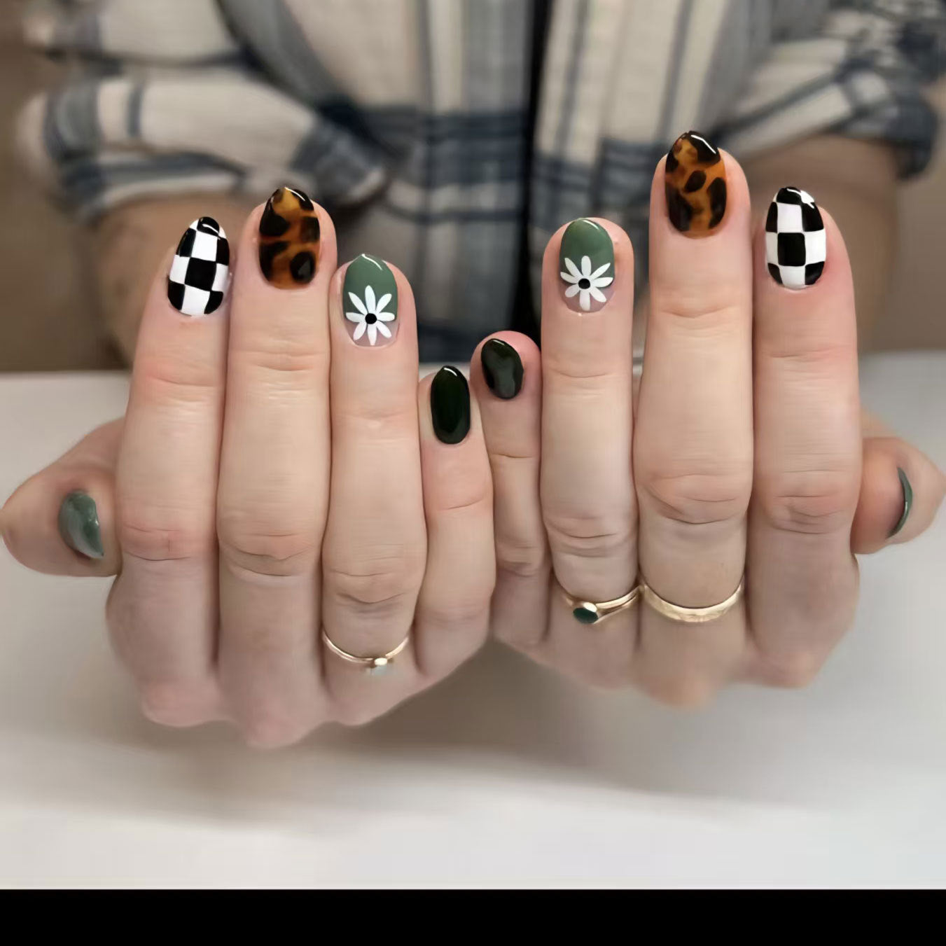 Chic Revamp Short Almond Green and Black Leopard with Floral Designs Press On Nail Set
