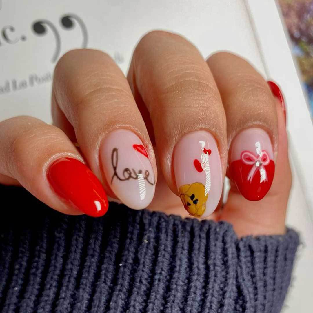 Charming Romance Medium Almond Red with Heart Design Press On Nail Set